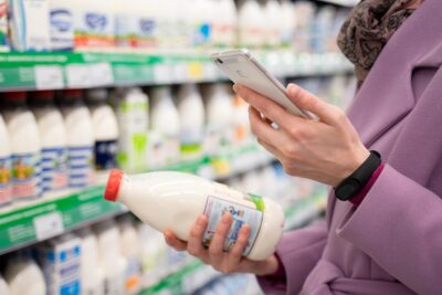 Президент РФ подписал закон об отмене штрафов за недопоставку продуктов