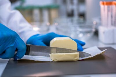 Растительные стерины нашли в сливочном масле в Тверской лаборатории ВНИИЗЖ