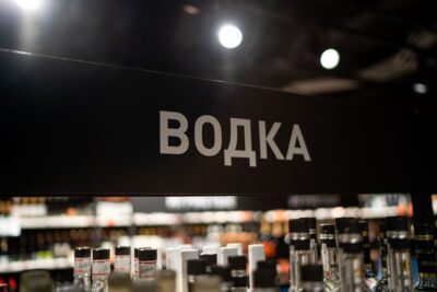 Поставки водки из России в Азербайджан выросли на 42% за год