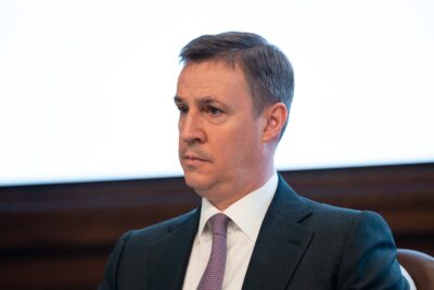 Патрушев поручил следить за обеспечением аграриев ресурсами для посевной кампании
