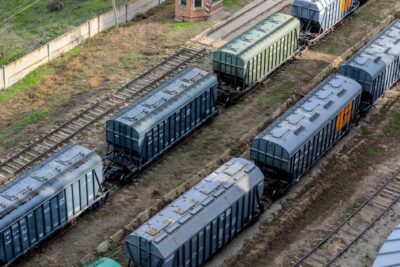 Производители удобрений и топлива получили приоритет очередности в ж/д перевозках