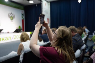 Медиагруппа «Линтега» запускает отраслевые клубы: первый — для ветеринаров