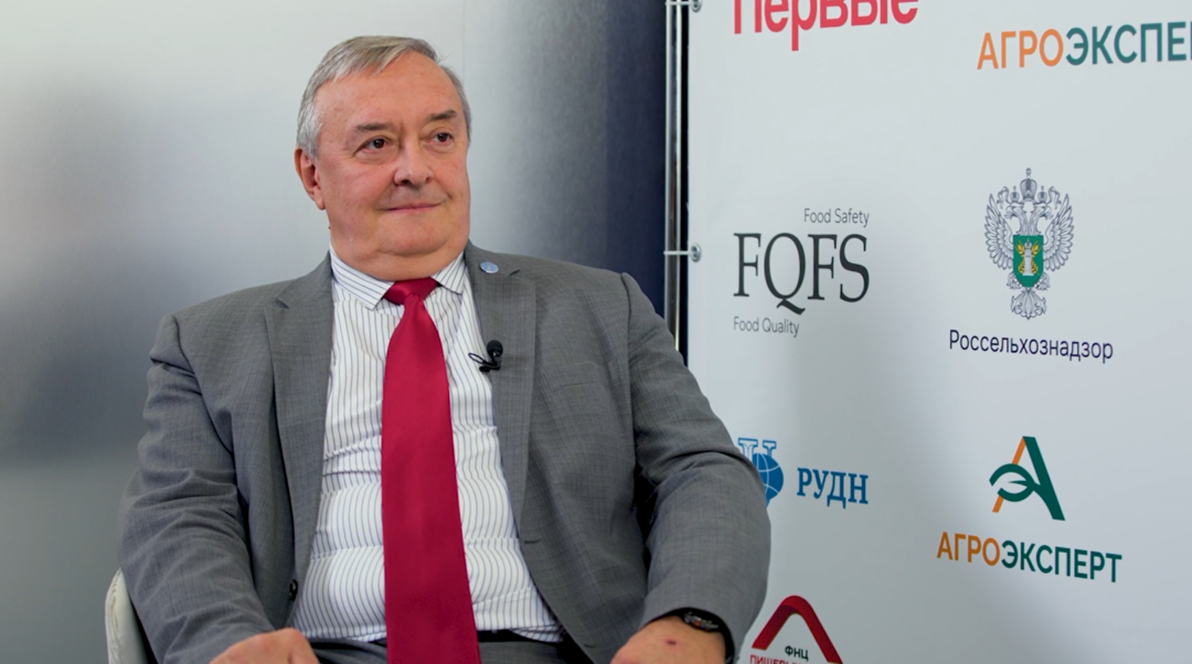 Олег Кобяков